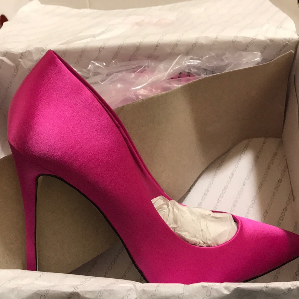 Hot pink pumps from Aldo